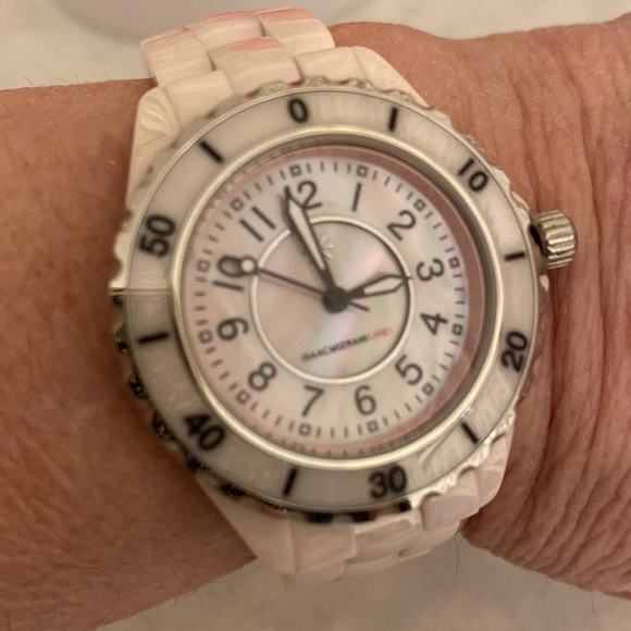 Isaac Mizrahi Other - Pink Ceramic watch by Issac size small